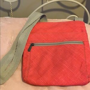 Thirty one coral crossbody